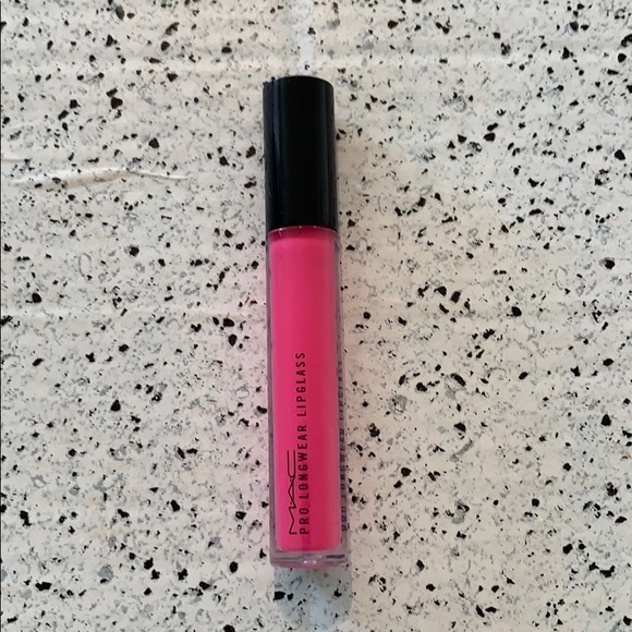 NEW MAC Cosmetics Full Speed Ahead Pro Longwear LipGlass - Picture 4 of 8